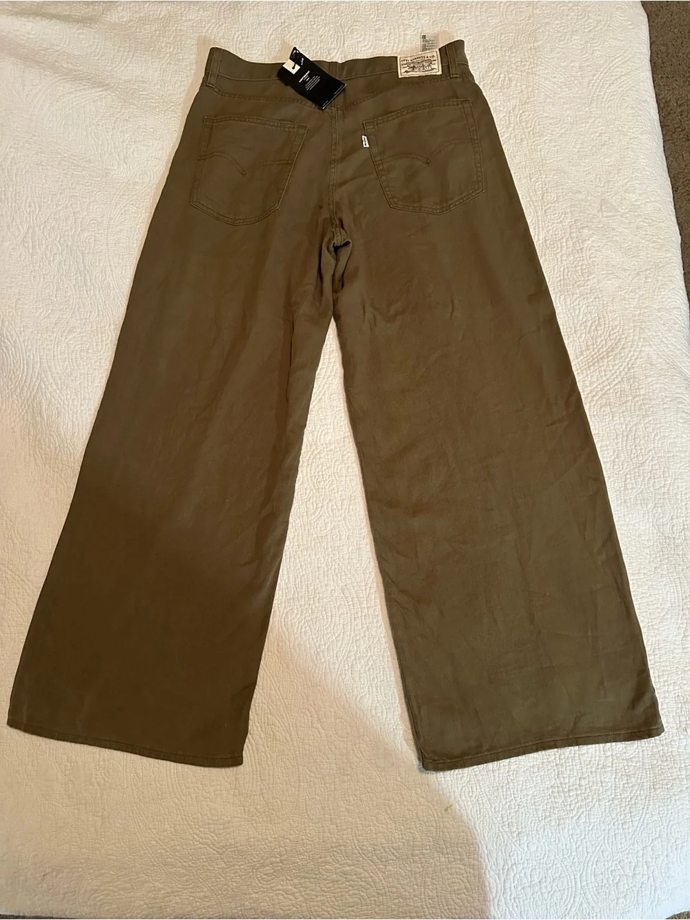 Levi’s XL Straight Lightweight Linen Wide Leg Olive Green Pants 30 NWT - Picture 3 of 9